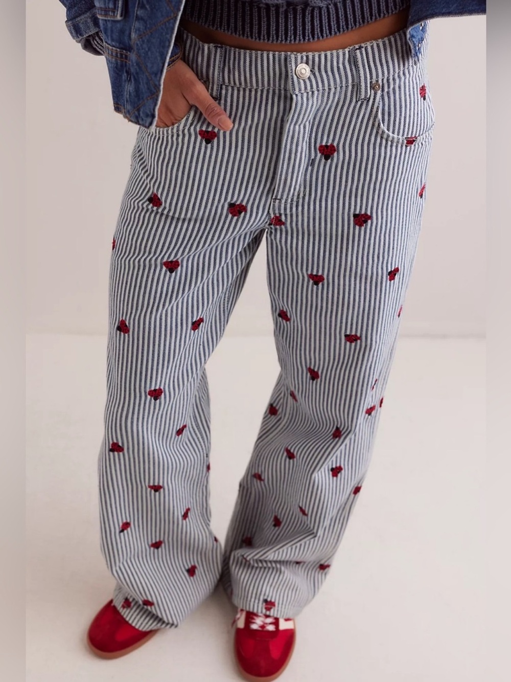 Free People "We The Free Bugged Out" straight-leg jeans Ladybug Size 27
